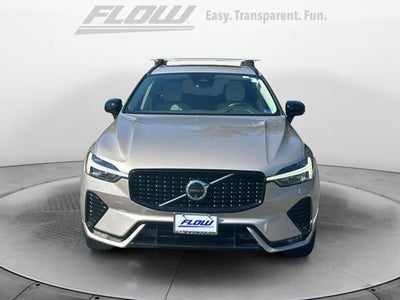 2024 Volvo XC60 Plus Dark Theme