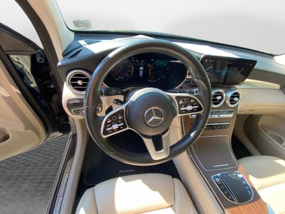 2021 Mercedes-Benz GLC 300 GLC 300