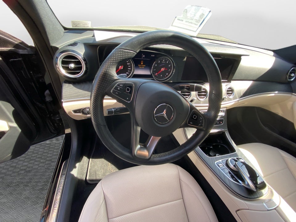 2018 Mercedes-Benz E 300 E 300