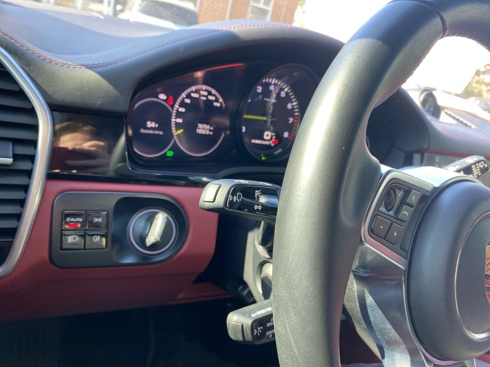 2019 Porsche Cayenne E-Hybrid E-Hybrid