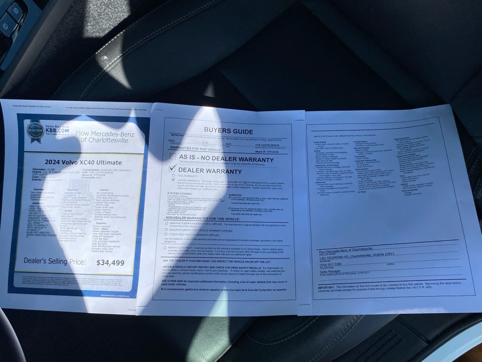 2024 Volvo XC40 B5 Ultimate Bright Theme