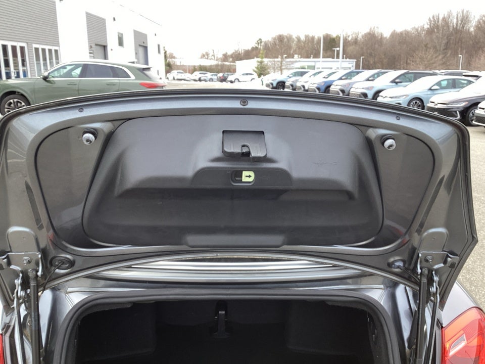 2013 Volkswagen Beetle Convertible 2.5L