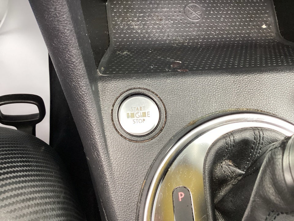 2013 Volkswagen Beetle Convertible 2.5L