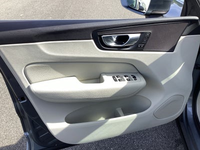 2018 Volvo XC60 T6 Momentum