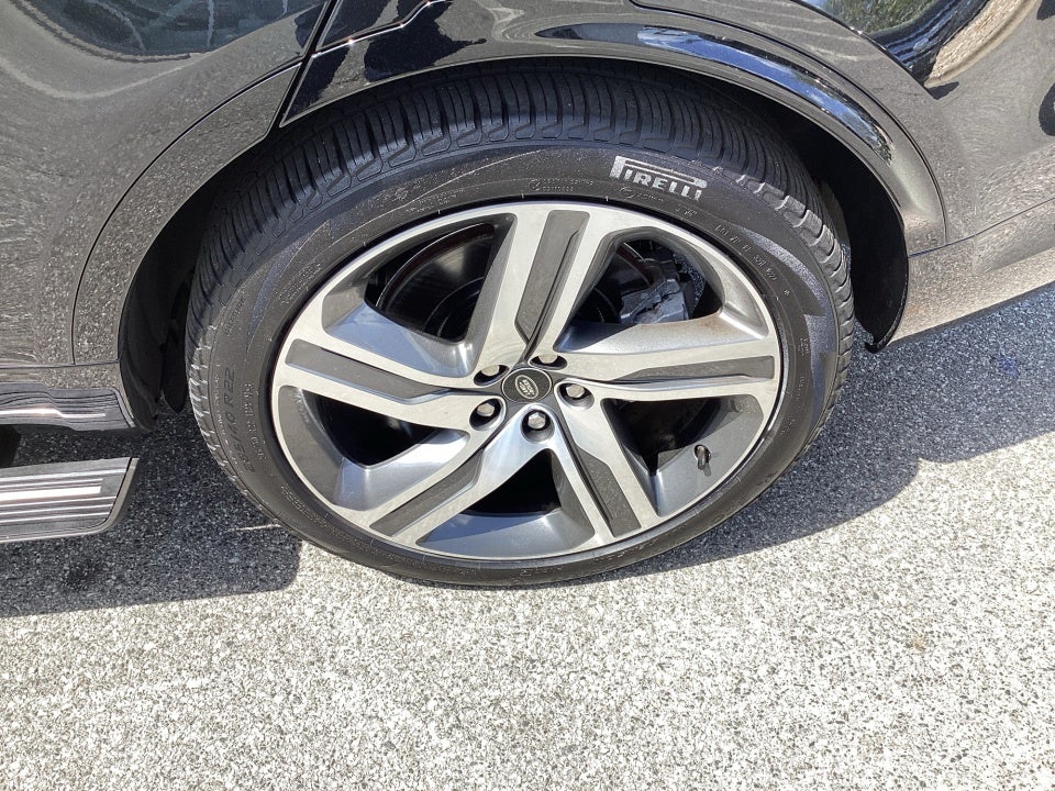 2023 Land Rover Discovery P360 HSE R-Dynamic