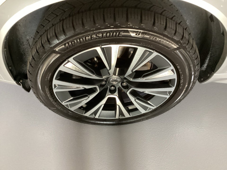 2020 Volvo XC90 Momentum