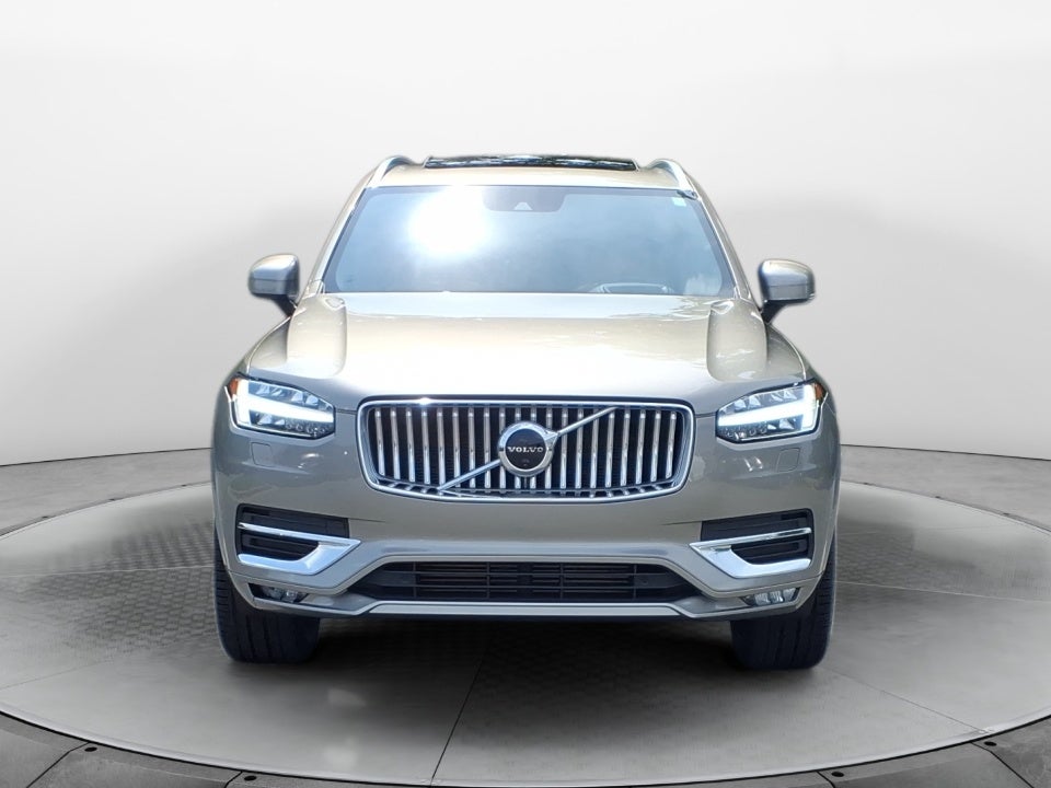 2022 Volvo XC90 T6 Inscription 7 Passenger