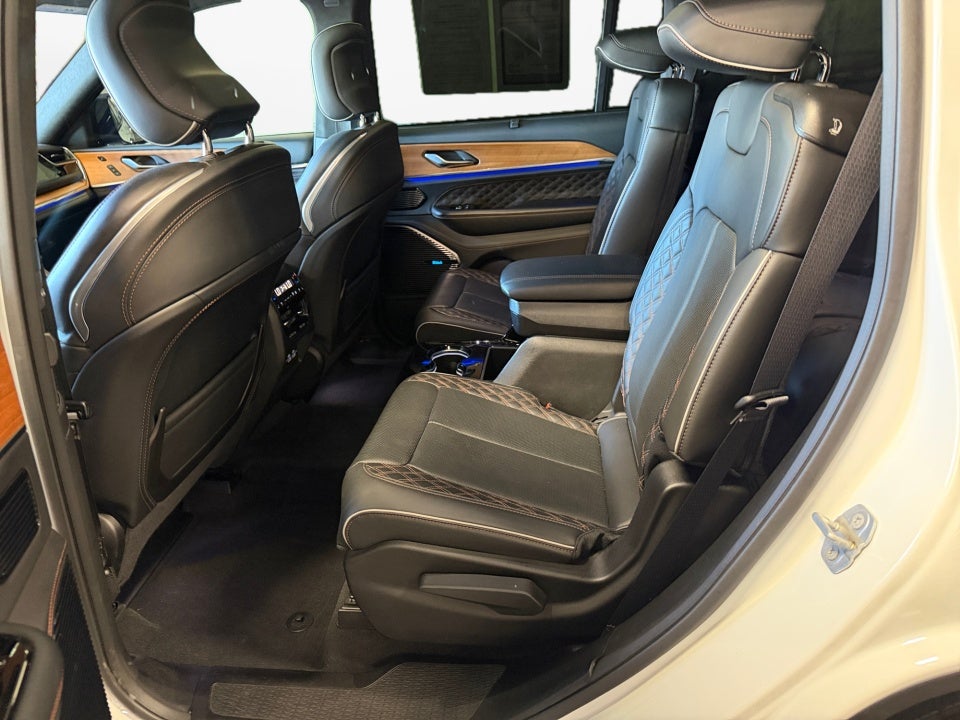 2023 Jeep Grand Cherokee L Summit Reserve 4x4
