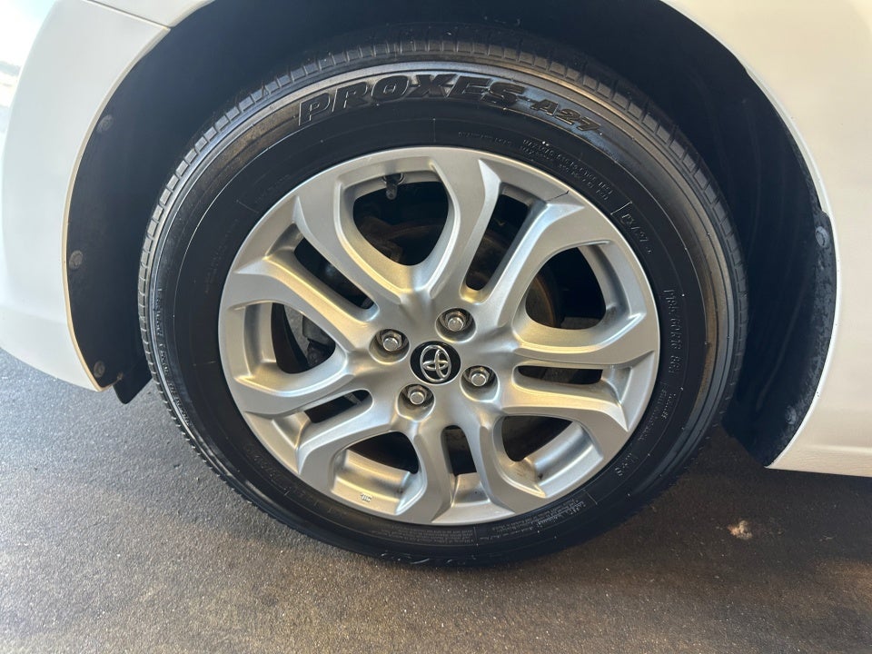 2017 Toyota Yaris iA Base