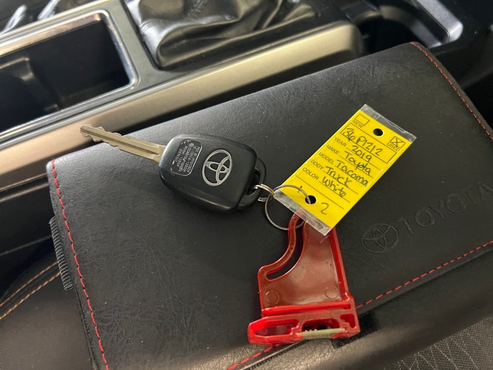 2019 Toyota Tacoma SR5 V6