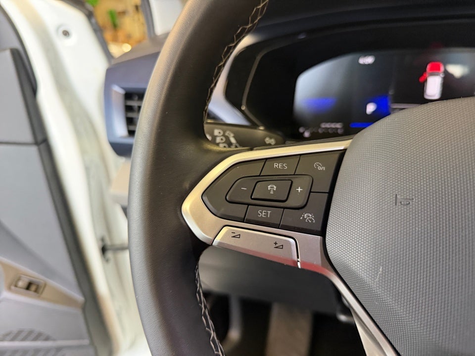 2023 Volkswagen Taos SE
