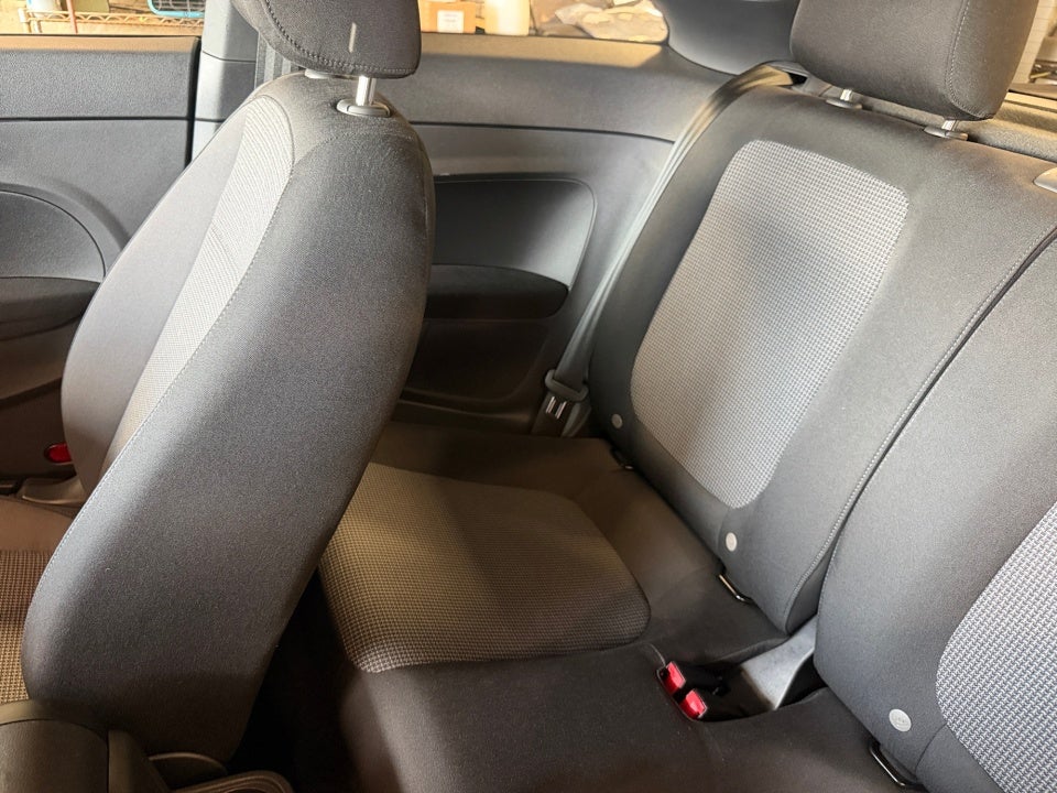 2019 Volkswagen Beetle S