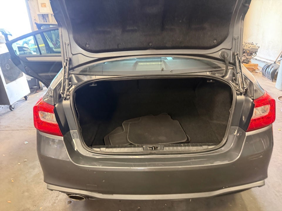 2018 Subaru Legacy Premium