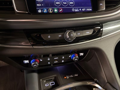 2024 Buick Enclave Essence AWD