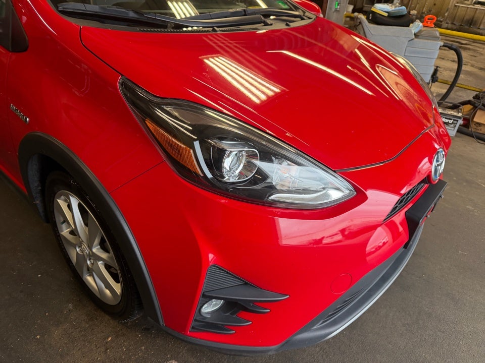 2018 Toyota Prius c Four