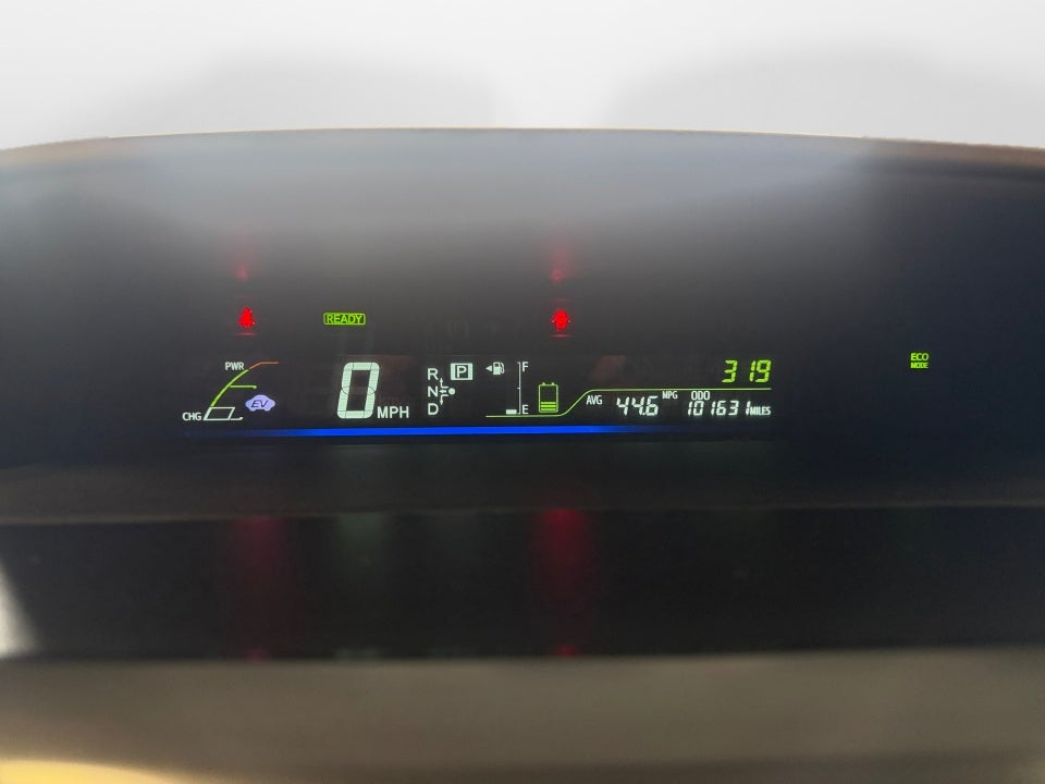 2013 Toyota Prius v Five