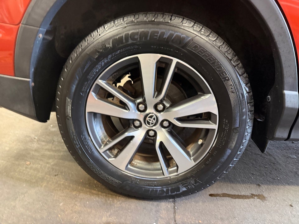 2016 Toyota RAV4 XLE