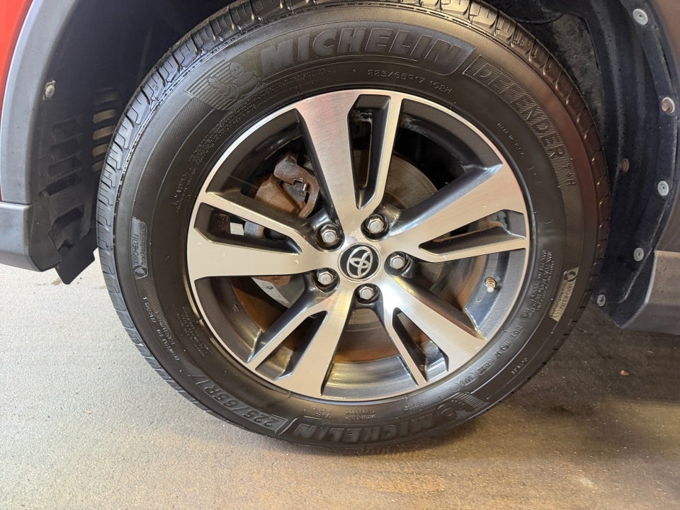 2016 Toyota RAV4 XLE