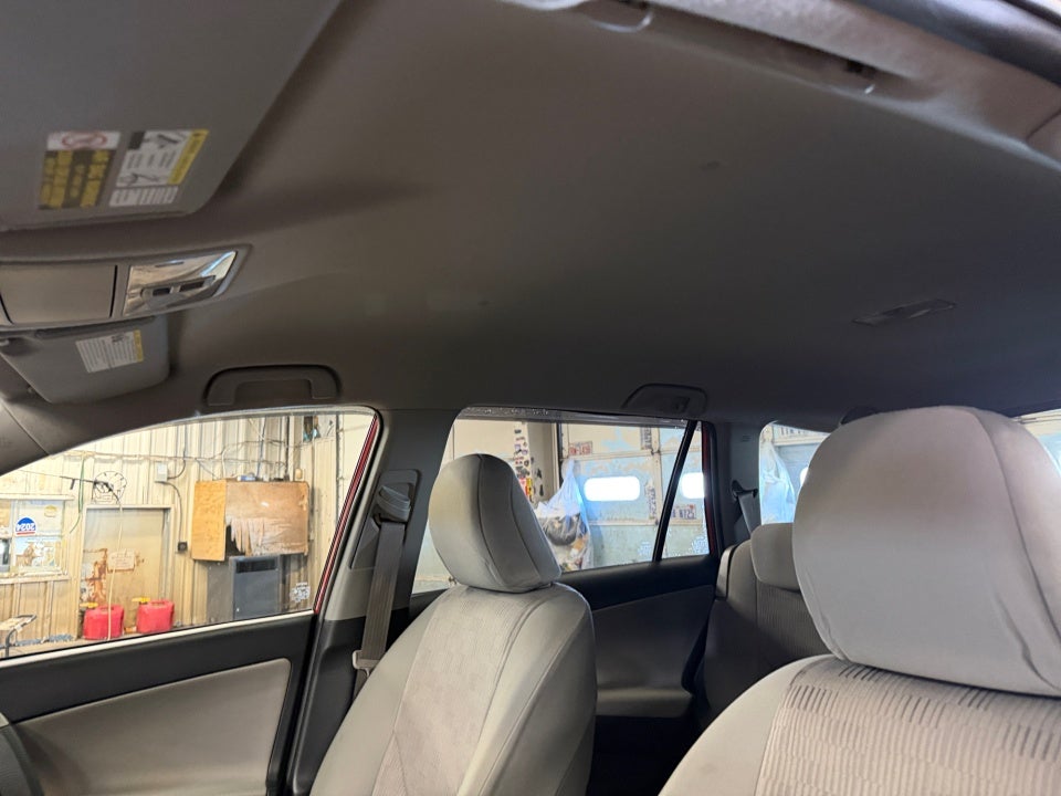 2010 Toyota RAV4 FWD 4dr 4-cyl 4-Spd AT (Natl)