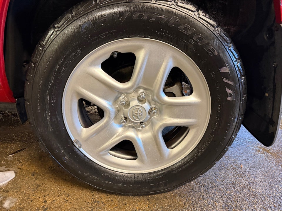 2010 Toyota RAV4 FWD 4dr 4-cyl 4-Spd AT (Natl)