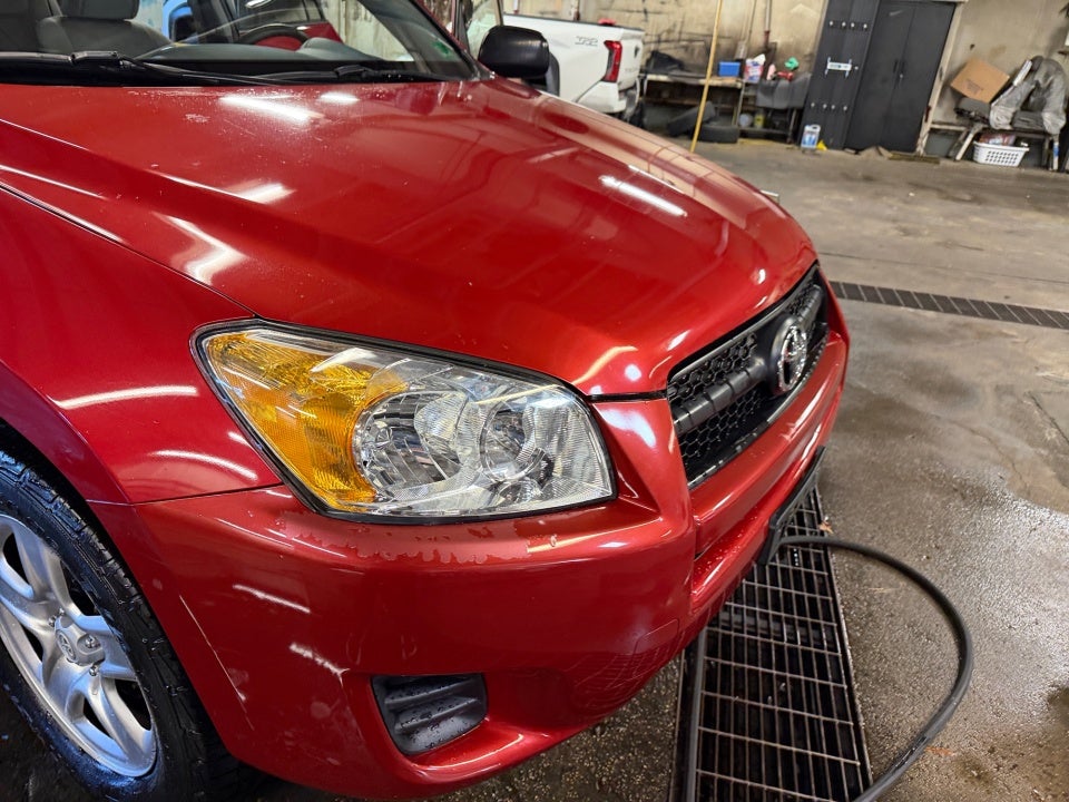 2010 Toyota RAV4 FWD 4dr 4-cyl 4-Spd AT (Natl)