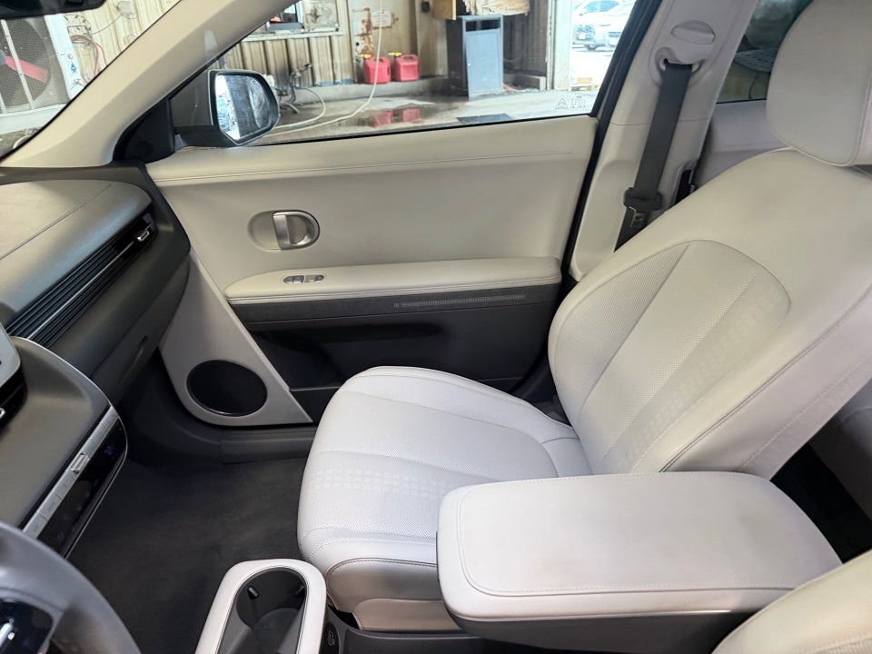 2022 Hyundai IONIQ 5 SEL