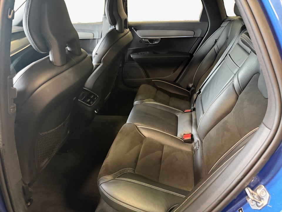 2018 Volvo V90 T5 R-Design