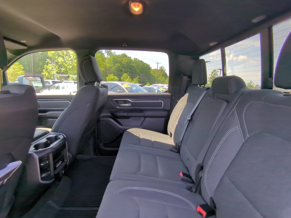 2020 RAM 1500 Big Horn Crew Cab 4x4 5'7" Box