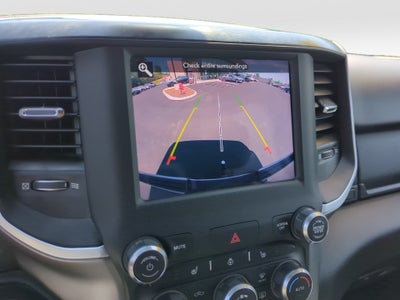 2020 RAM 1500 Big Horn Crew Cab 4x4 5'7" Box