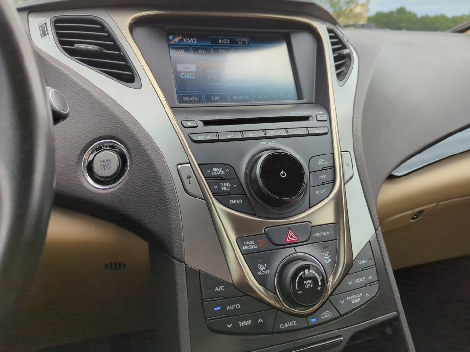 2012 Hyundai Azera 4dr Sdn