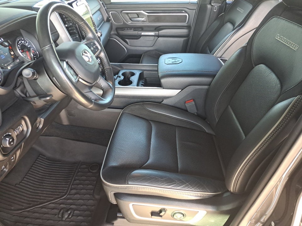 2021 RAM 1500 Laramie Crew Cab 4x4 5'7" Box