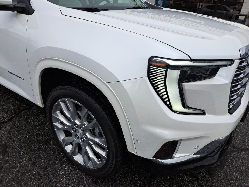 2024 GMC Acadia FWD Denali