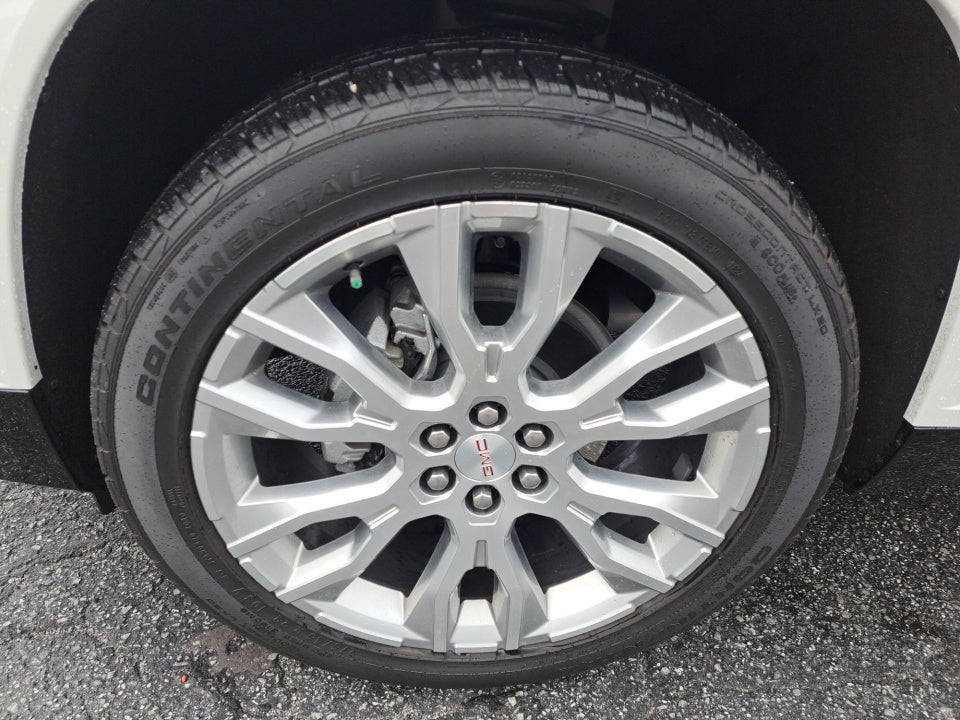 2024 GMC Acadia FWD Denali