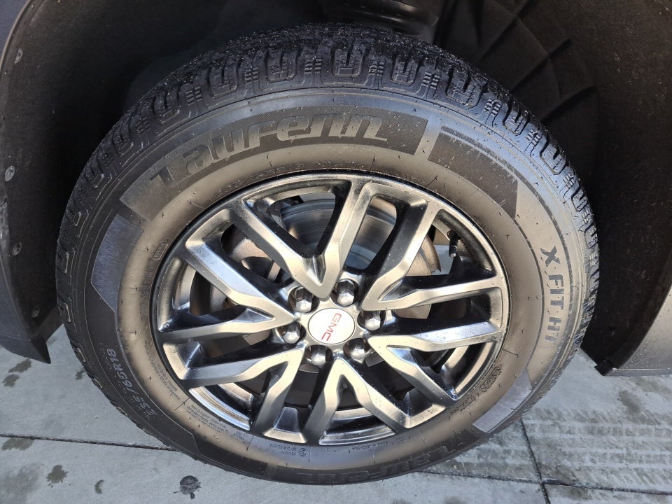 2017 GMC Acadia SLT-1