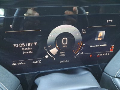 2025 GMC Yukon Elevation