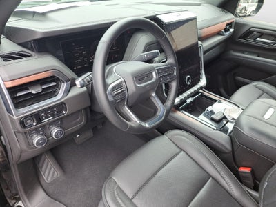 2025 GMC Yukon 4WD Denali