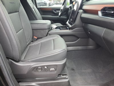 2025 GMC Yukon 4WD Denali