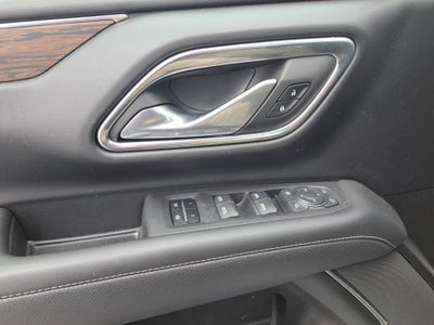 2023 Chevrolet Suburban 4WD Premier