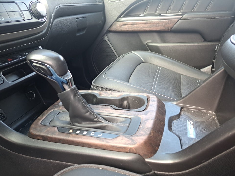 2022 GMC Canyon 4WD Crew Cab Short Box Denali