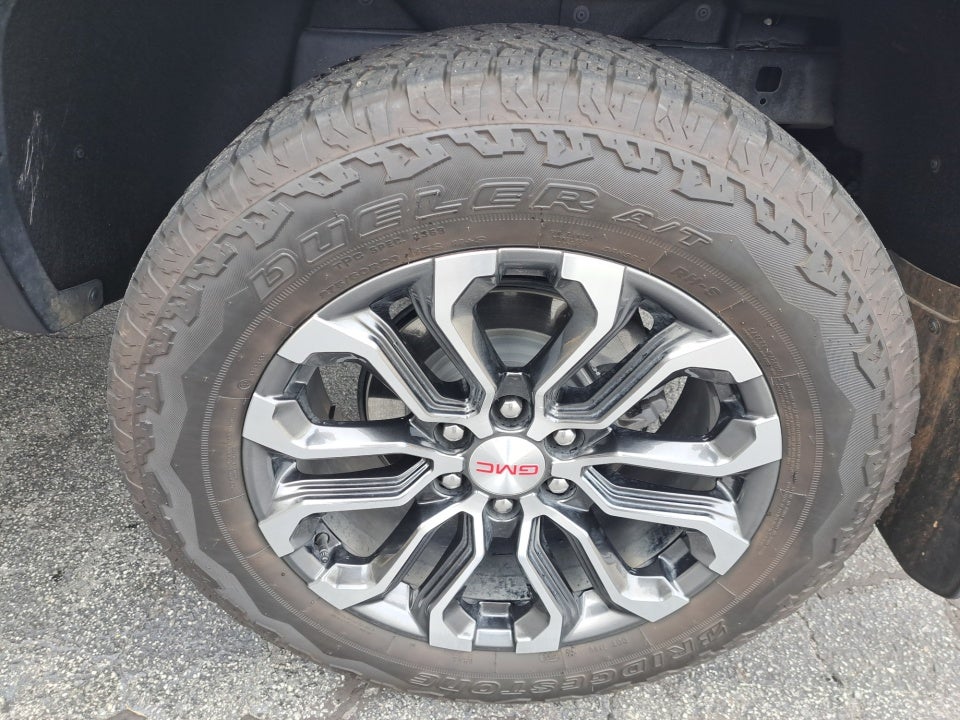 2023 GMC Canyon 4WD Denali