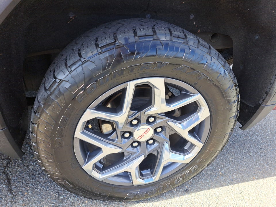 2022 GMC Sierra 1500 4WD Crew Cab Short Box SLT