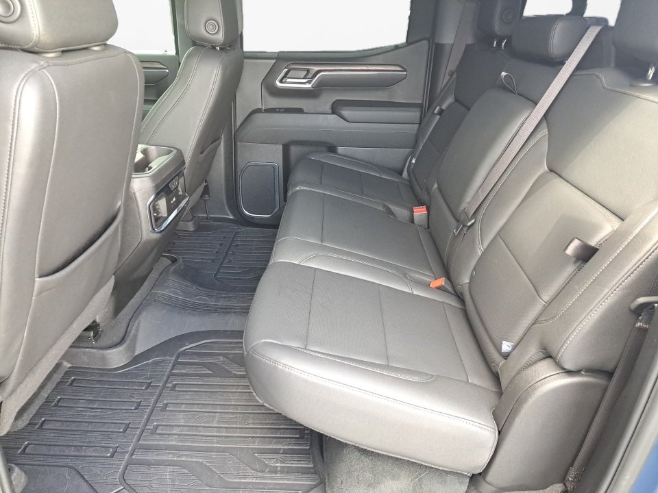 2024 GMC Sierra 1500 4WD Crew Cab Short Box SLT