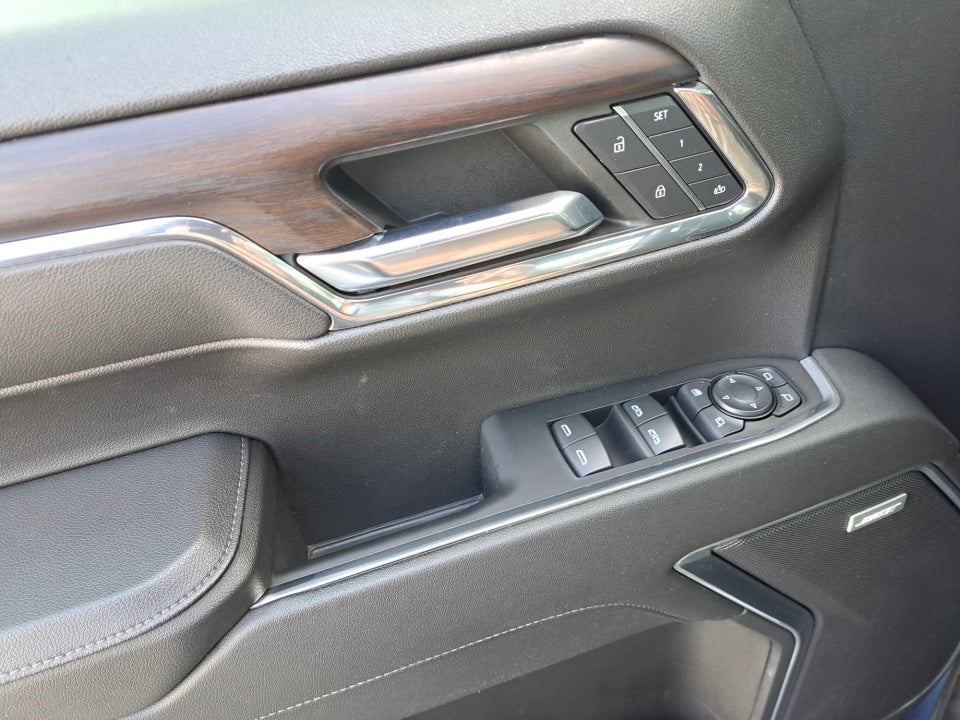 2024 GMC Sierra 1500 4WD Crew Cab Short Box SLT