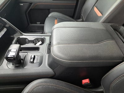 2023 GMC Sierra 1500 4WD Crew Cab Short Box AT4
