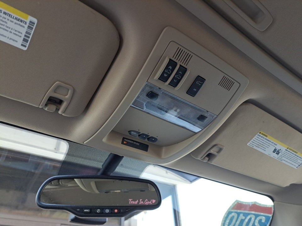 2010 Cadillac Escalade Luxury