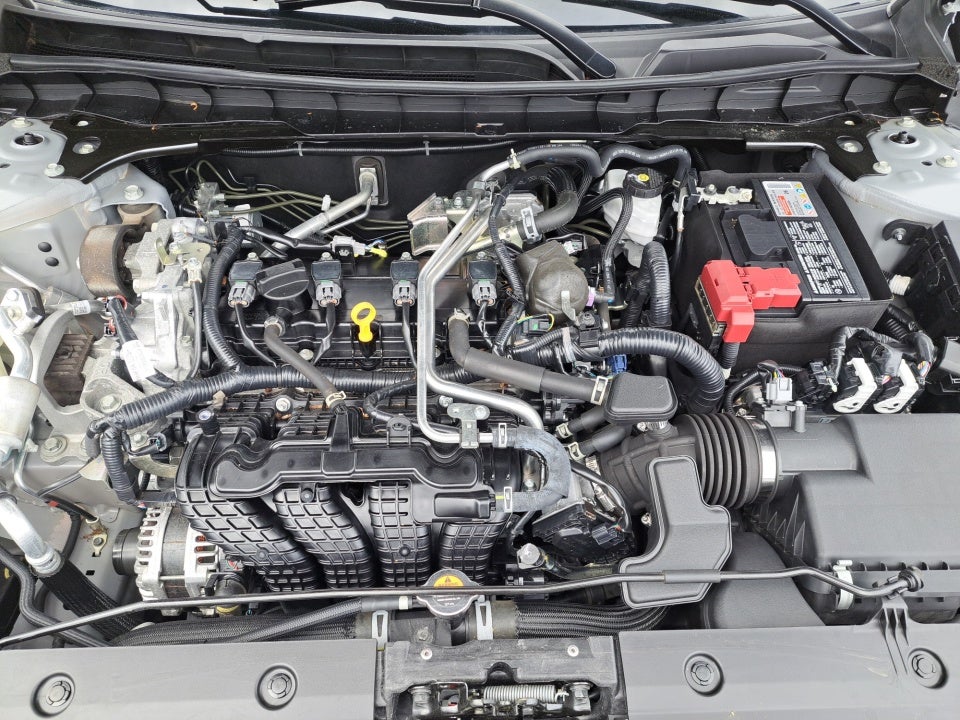 2023 Nissan Altima SR FWD