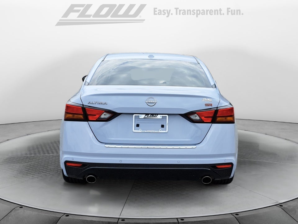 2023 Nissan Altima SR FWD