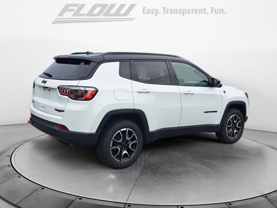 2025 Jeep Compass Trailhawk