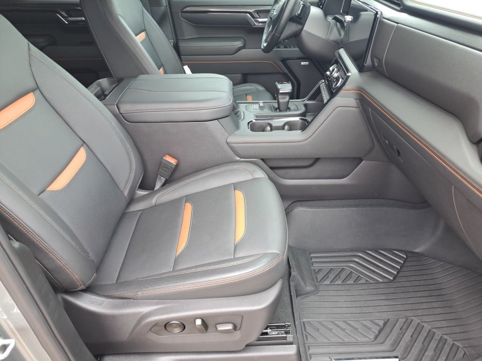 2024 GMC Sierra 1500 4WD Crew Cab Short Box AT4