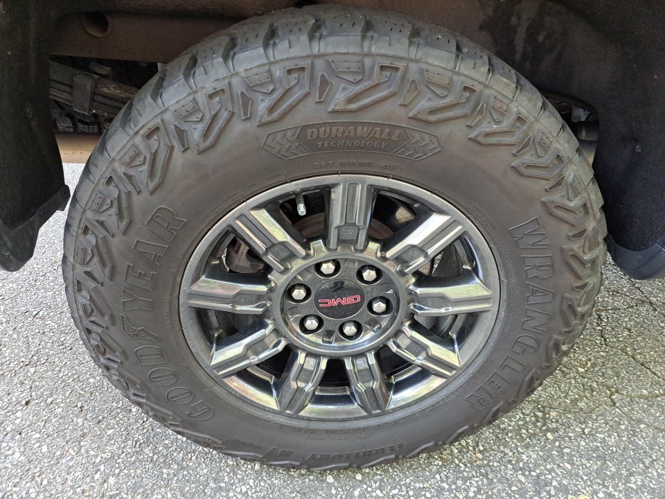 2024 GMC Sierra 1500 AT4X